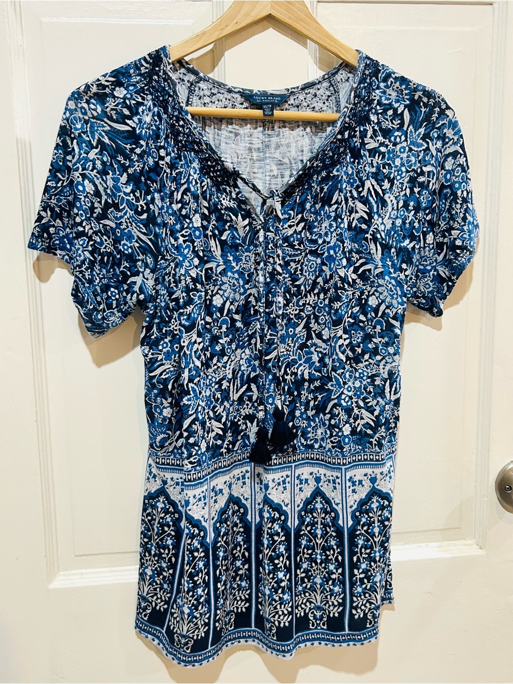 Lucky Brand Blue Ruched Floral Tassel Top Boho Tribal Casual Size XS